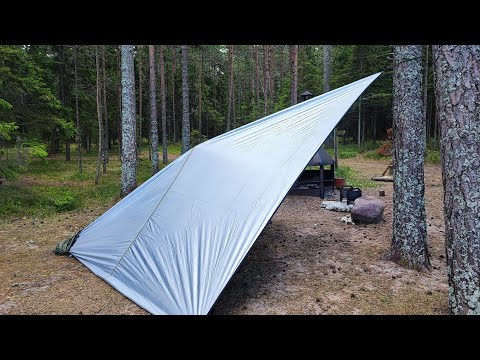 Load and play video in Gallery viewer, Bushmen Thermo Tarp with insulation layer
